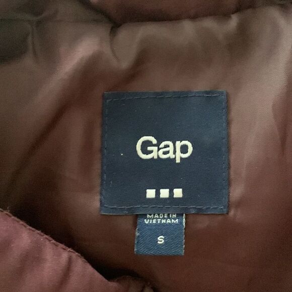 Womens GAP Purple Puffer Vest, Small - Picture 5 of 6